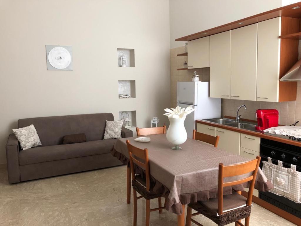 莫诺波利Casa Anita别墅 外观 照片